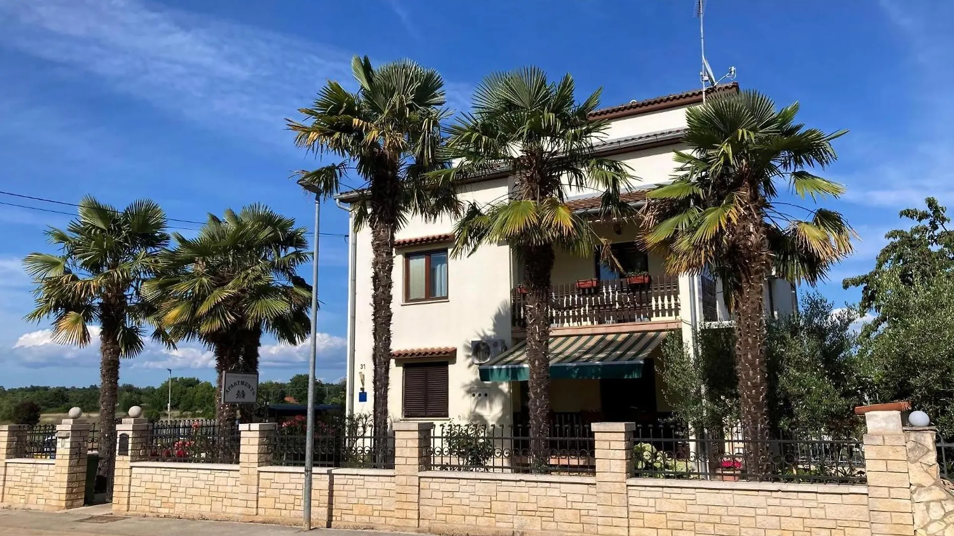 Funtana Apartments Ap 2, Nur 500 Meter Zum Zentrum